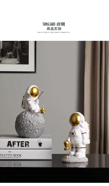 Nordic Astronaut Ornaments: Resin Spaceman Wine Rack